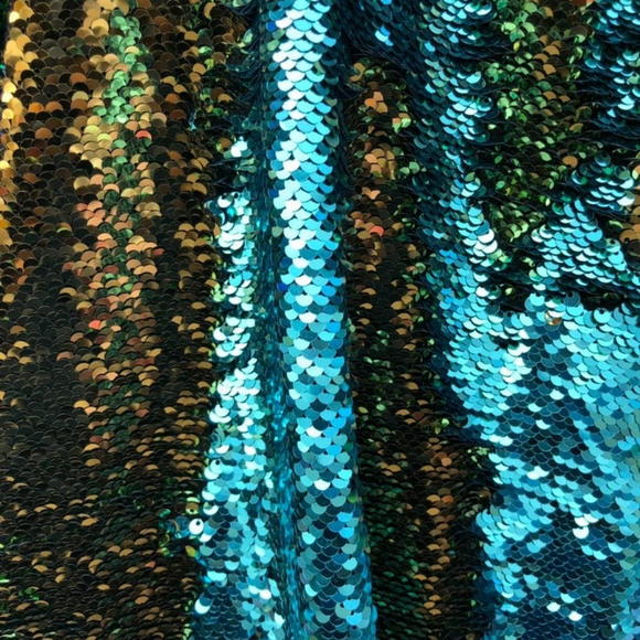 ⭐NEW⭐ - Teal/Gold Flip Sequin Pillow - 16 x 16 - Picture 2 of 2